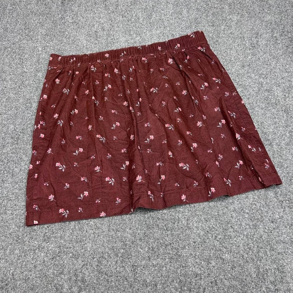 American Eagle burgundy corduroy floral mini skirt with button front Size Large - Picture 2 of 7